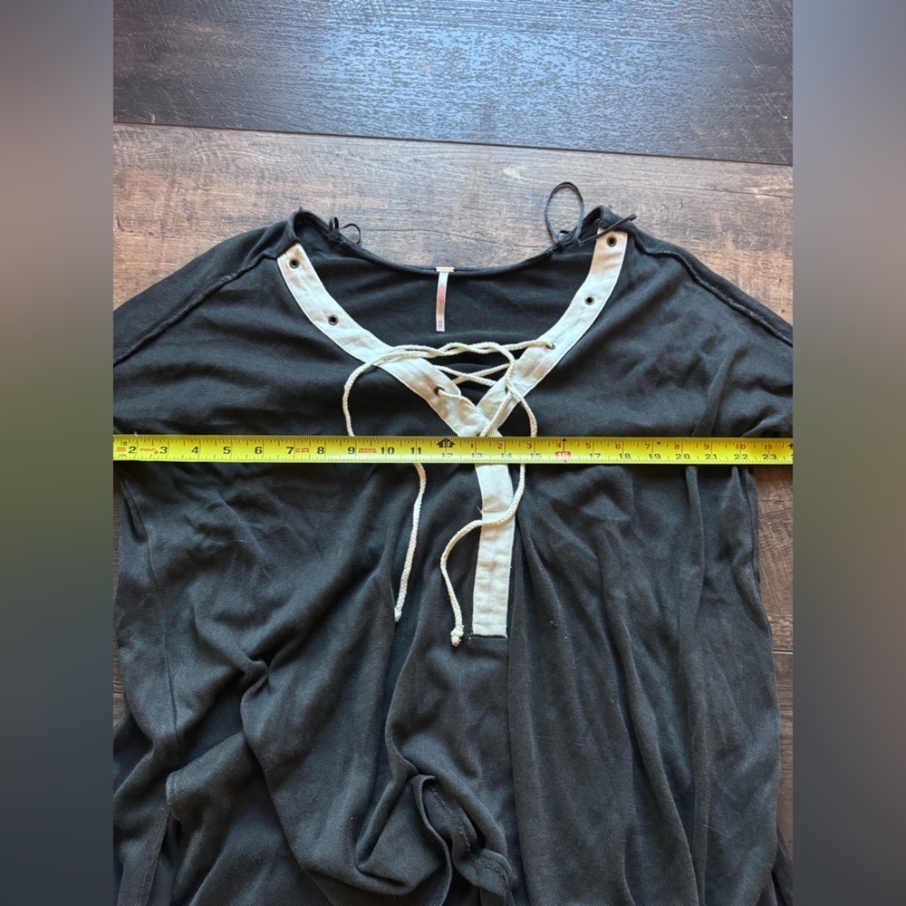 🖤 Free People Lace-Up Long Sleeve Top 🖤 XS - Picture 3 of 6